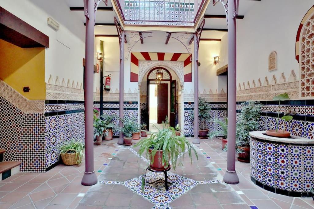 Horno24, Alojamiento Con Patio Andaluz, Tipico De Cordoba Exterior photo