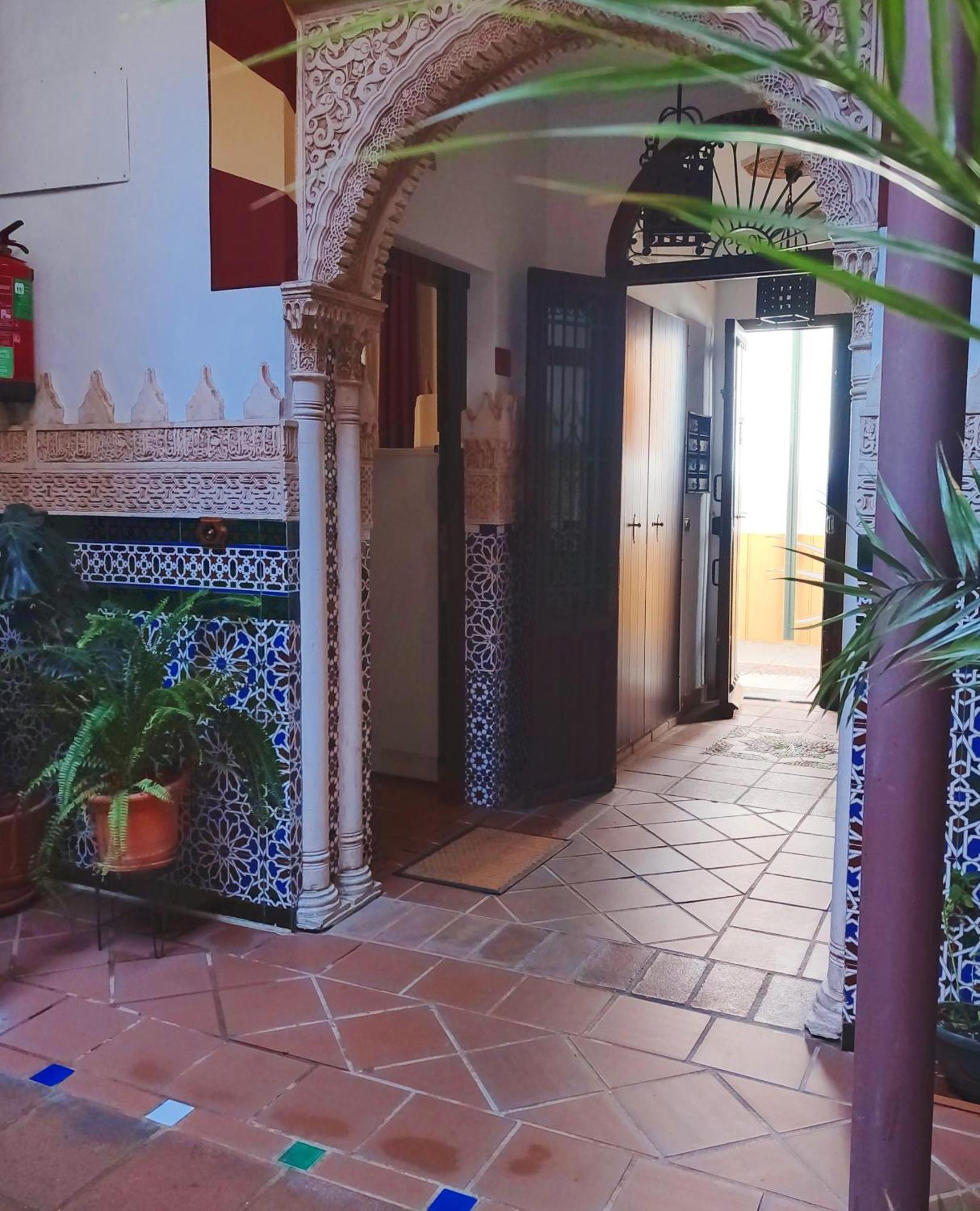 Horno24, Alojamiento Con Patio Andaluz, Tipico De Cordoba Exterior photo